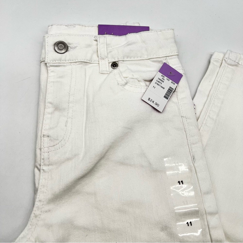 Evsie Girls White High Rise Jeans w/Lavender Stitching on Back Pocket-Size 11 - Picture 2 of 14